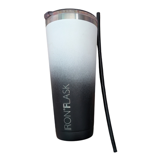 Iron Flask 32oz Stainless Steel Insulated Water Bottle BPA-Free Ombre With Straw - Picture 1 of 5